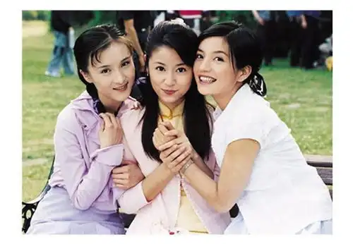 出演情深深雨蒙蒙走红,嫁入豪门后隐退生子,如今成人生赢家