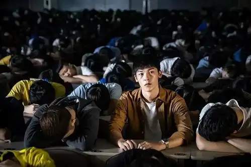 打破10项影史纪录,正面硬刚阿凡达2,这片拍出了华语片良心