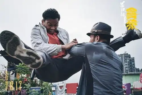 拳拳到肉的杀破狼.贪狼vs枪林弹雨的战狼2,你挺谁