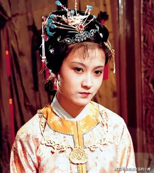 罕见剧照曝光,2版红楼梦人物剧照对比,最经典的还是......
