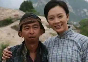 长得最丑的明星巨兴茂
