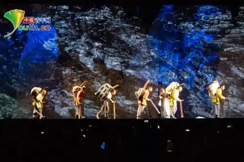 只有峨眉山公演震撼观众四川峨眉山打造戏剧幻城
