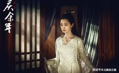 庆余年陈萍萍轮椅下也有一把枪,为杀庆帝做了伏笔
