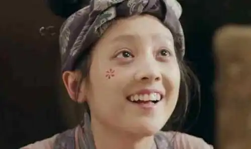 继灵魂摆渡黄泉之后,何花又有新戏古装扮相美出新高