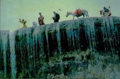 我叫贵阳,是一个会下情蛊的姑娘
