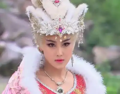 吴谨言新剧剧照曝光被称最美妲己,网友那是你没看过其它版本