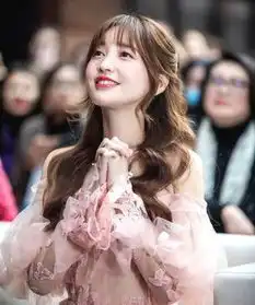 她是林俊杰的小师妹35岁逆龄生长凭倾城时光再次翻红