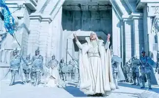 幻城给你一对美瞳,让你翘起整个地球
