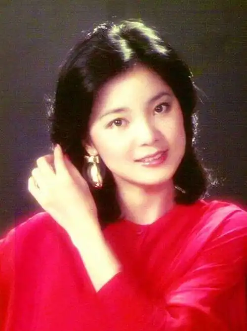 李宗盛娱乐圈唯有她可称传奇,可惜四任男友都没有参加她的葬礼