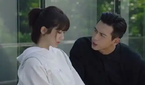 李现客串亲爱的第二部,演绎婚后生活,新主角却被质疑撑不住