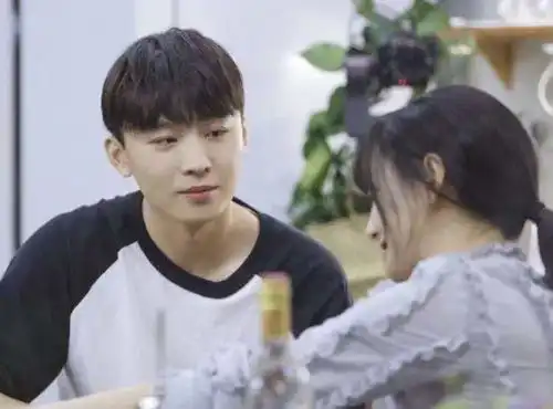 继弃养丑闻被封杀之后郑爽展现超强求生欲她应该得到原谅吗
