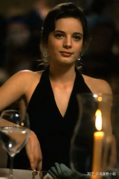 想送女朋友香水作为生日礼物,哪些好闻的女士香水牌子推荐2020年情人节礼物排行榜