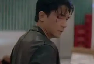 求助无间道3终极无间里梁朝伟一出场那个眼睛被爆的转身侧影剧照或者高清截图...