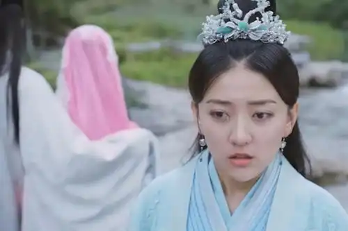 翻版传闻中的陈芊芊双世宠妃3女二曲眉儿大结局却爱而不得
