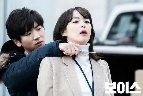 超劲爆又一对韩星承认恋情4岁差姐弟恋情侣诞生