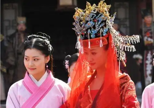 明珠游龙五大美女出炉可爱皇后艳压群芳,民间的疯丫头颜值上线