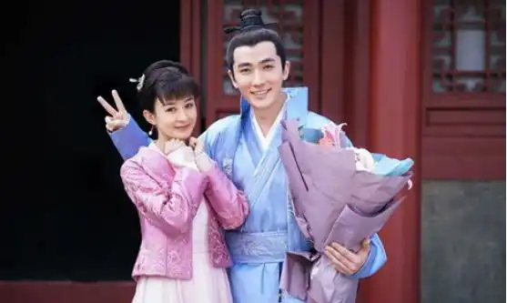 继倾城时光后颖宝又一新作,已确定圣诞上映,这次不火都难了
