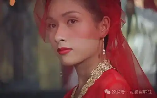 前亚姐冠军素颜现黑眼圈难掩憔悴,曾介入富商婚姻被正印当众掌掴