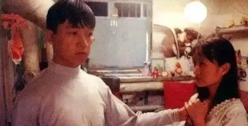 隐婚整容长残16年过去了家有儿女的那些童星都怎么样了
