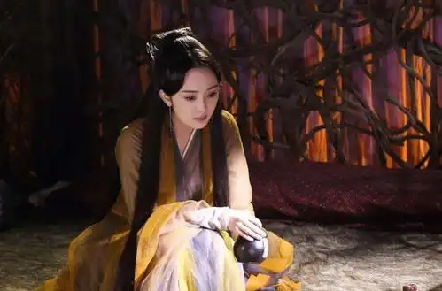 同一角色不演员,唐嫣的紫霞差好多,最后一位完完全全在模仿赵薇