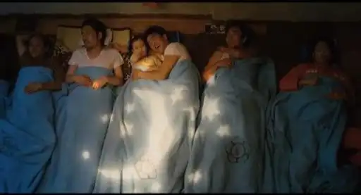 七号房的礼物我已长大,你已不在,一份消失在黑暗中的父爱