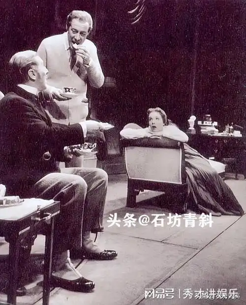 16岁遭继父强吻,音乐之声让她爆红,声带手术失败,现为作家
