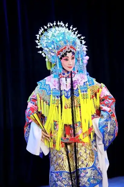 百年戏窝子悦来茶馆重建市井茗香中更迭的戏曲人生