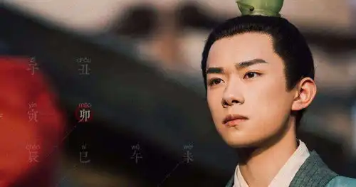 13岁出道却饱受质疑,易烊千玺获认可哪有一夜成名都是百炼成钢