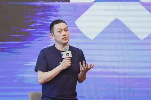 蔚来李斌做不了车展最火的人,就做最忙的人
