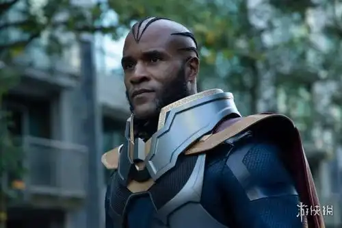 惊艳登场dc剧集异世界预告大量剧照发布