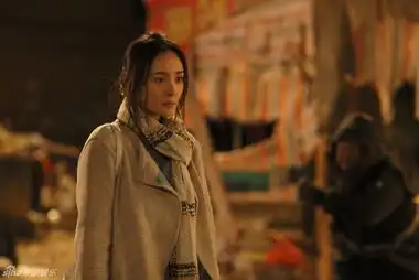 杨幂分手大师素颜出镜不施粉黛显清秀
