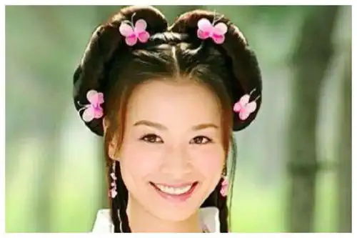 戴蝴蝶头饰最美的6大女星,舒畅第四,赵丽颖第三,第一童年女神
