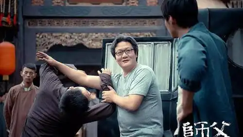 终于等到徐浩峰的刀背藏身
