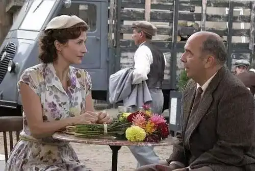 天翼视讯丨即使有可以改变人生的老师,也无法取下有色眼镜