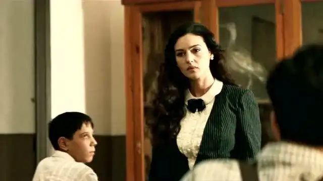 西西里美丽传说只要朱莉姐一个眼神我的心瞬间化了