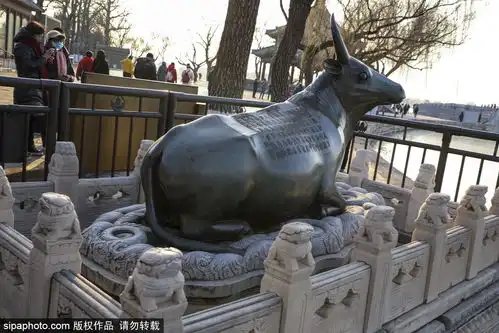 颐和园铜牛