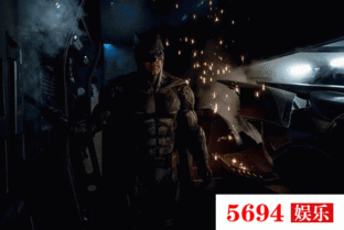 新蝙蝠侠单人电影反派敲定丧钟,蝙蝠新战衣曝光