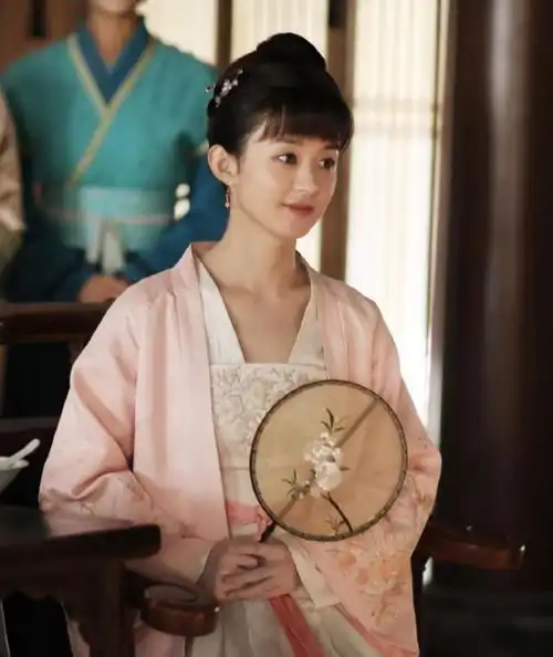 知否知否应是绿肥红瘦盛明兰,赵丽颖出色的表演和美丽的端庄

