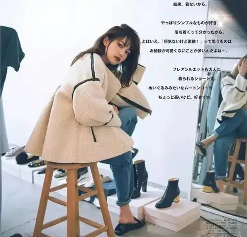 还在穿羽绒服今年最好看时髦的外套是这件
