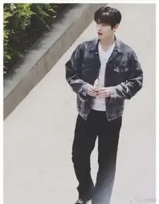 鹿晗这么放飞自我,是恋爱脑上头了吗
