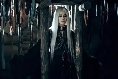 清纯玉女遇丑闻急转型阿娇性感柏芝变辣妈
