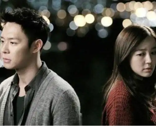 离婚后前妻不愿意搬出我住的房子,我该怎么办
