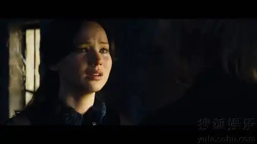 饥饿游戏2曝正式预告女战神浓妆艳抹