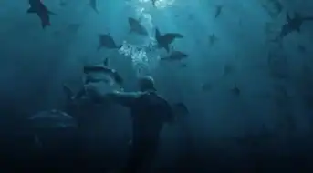 巨齿鲨比苍龙还大还凶悍,这个夏天和我看鲨吗
