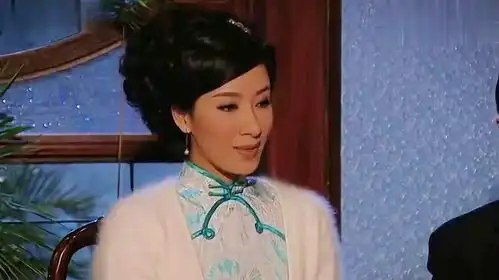 名媛望族康子君决定当富豪的小妾,跟妻妾见面,要敬茶被拒
