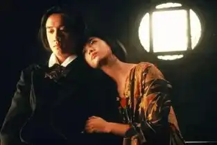 夜半歌声旧照曝光,黄磊长发飘飘,张国荣优雅高贵