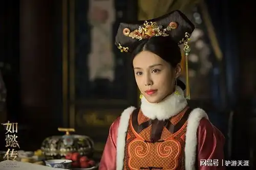 古装美女韩丹彤国产电视剧如懿传剧照,原来清宫服这么美