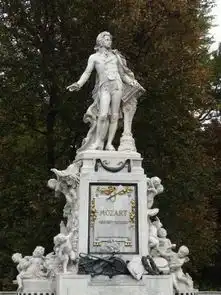 这个湖畔小镇,被人称为来自天堂的明信片,无论什么角度,能拍出绝美的景色搜狐旅游搜狐网