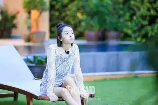 巧穿搭丨用周冬雨的夏日小清新look打开夏天的大门