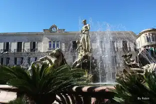 锡拉库萨西西里的美丽传说
